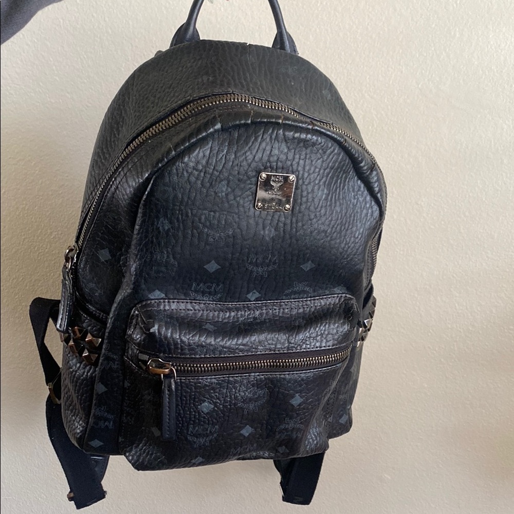 MCM Black Leather Backpack - Picture 4 of 16